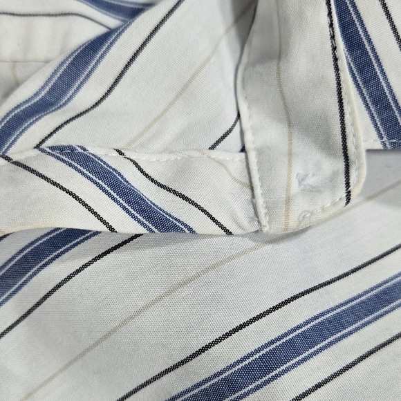 Chico's No Iron Stain Shield White Diagonal Stripe Button-Up Pocket Tunic Shirt - Picture 11 of 11